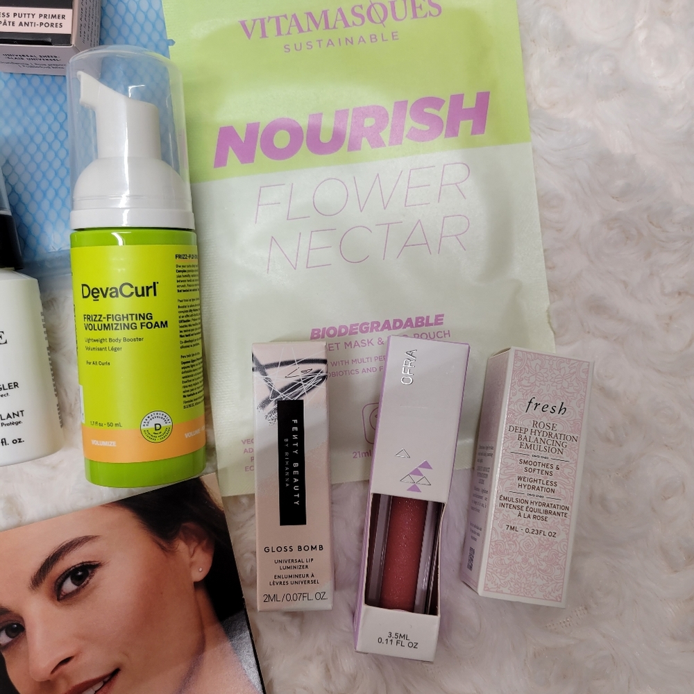 SOLD      Beauty Stocking Stuffers - Picture 4 of 10